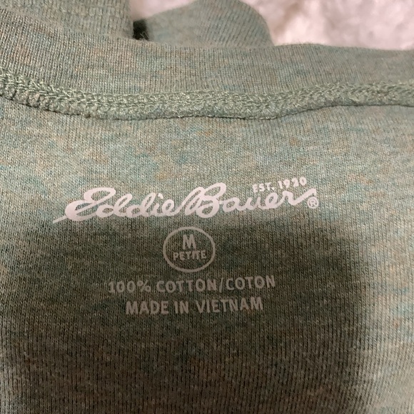 Two tees - Picture 4 of 4